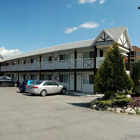 Rosedale Motel Summerland Bagian luar foto