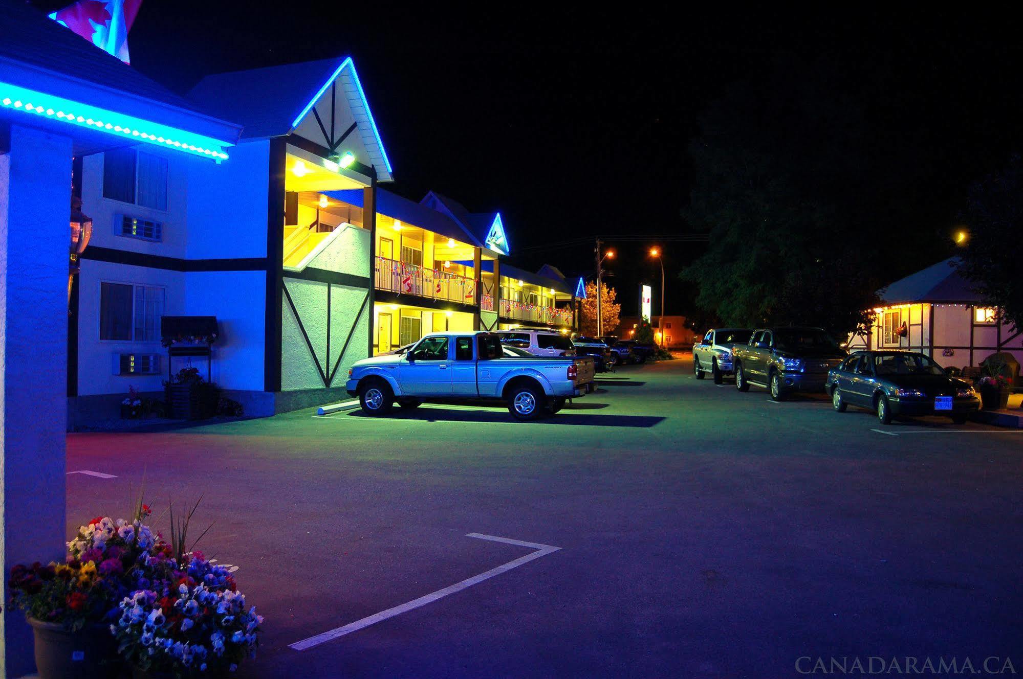 Rosedale Motel Summerland Bagian luar foto